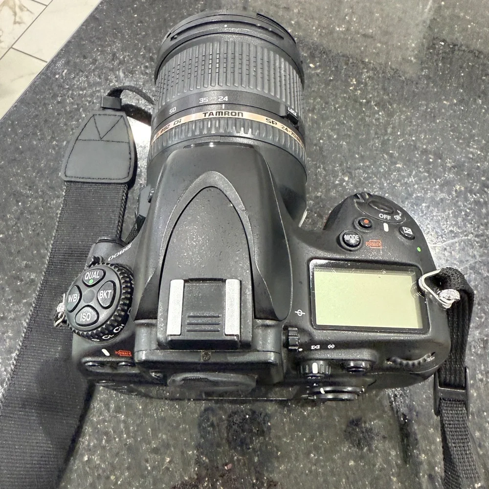 Nikon D800 - BODY ONLY